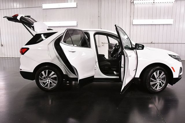 Used 2023 Chevrolet Equinox LT AWD/4WD image 33