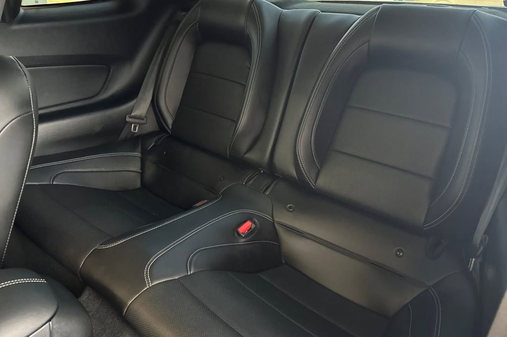 Used 2022 Ford Mustang GT Premium RWD image 12