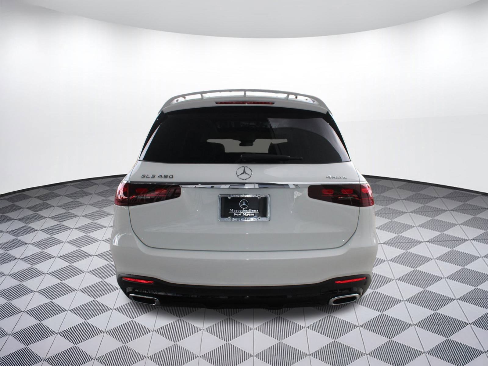 New 2026 Mercedes-Benz GLS 450 4MATIC image 10