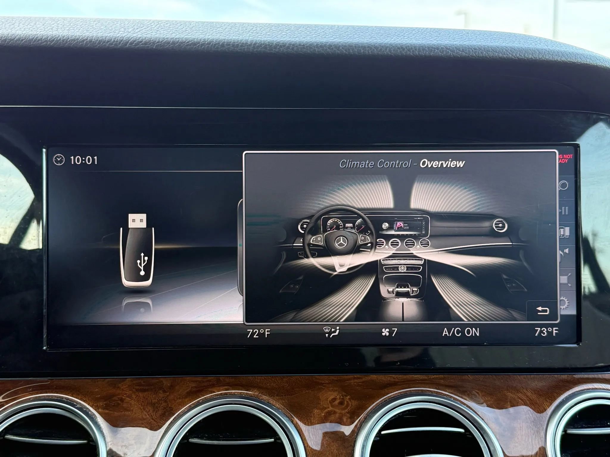 Used 2018 Mercedes-Benz E 300 4MATIC image 36