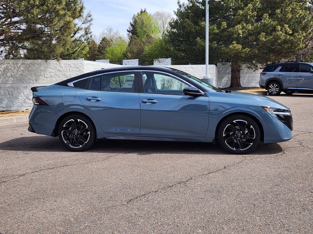 New 2026 Nissan Sentra SR w/ SR Premium Package FWD image 4