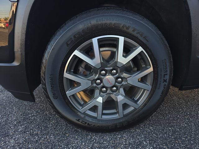 Used 2023 GMC Acadia SLE FWD image 9