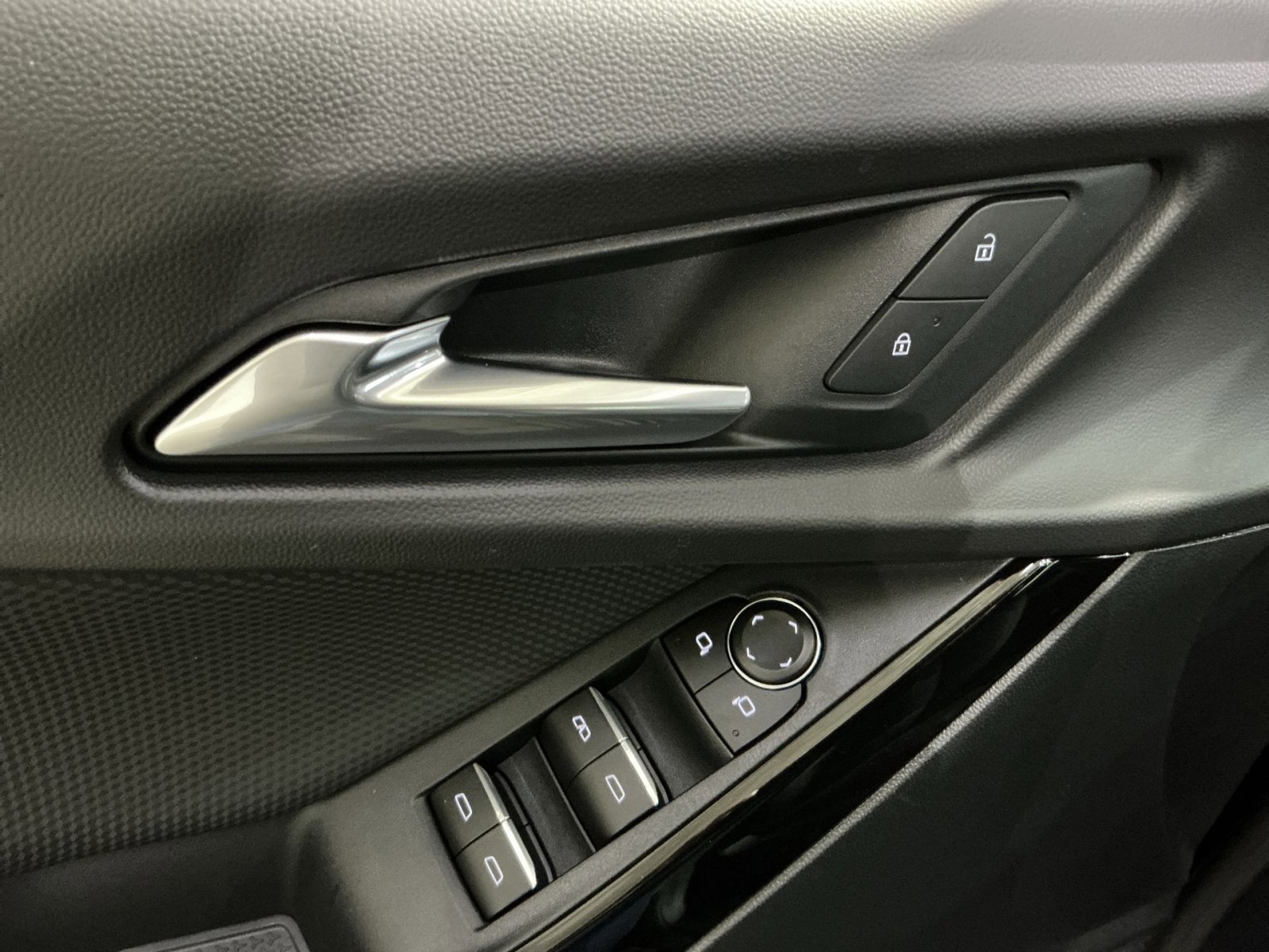 New 2026 Chevrolet Equinox RS w/ Safety and Technology Package image 23