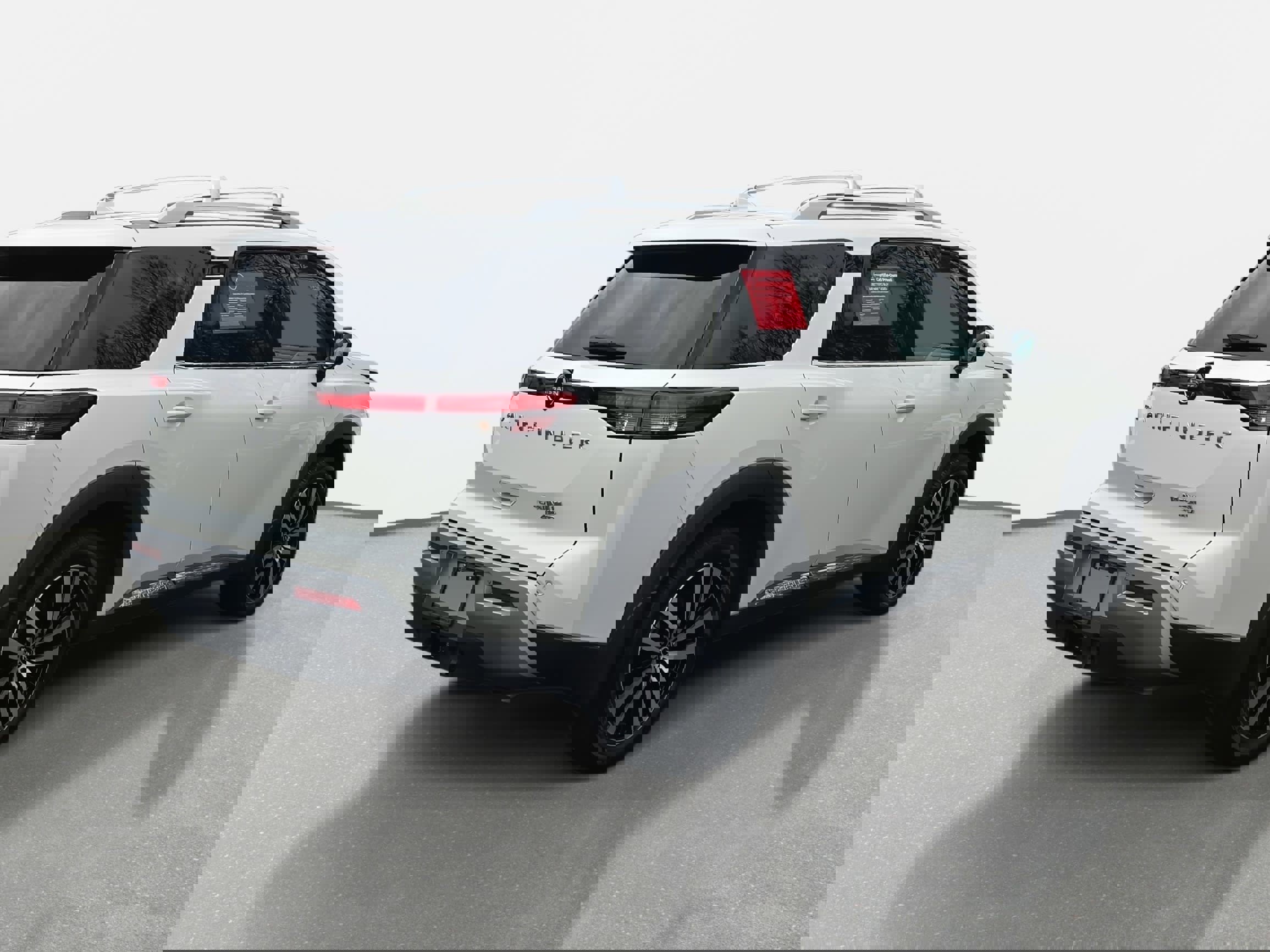 Certified 2023 Nissan Pathfinder Platinum image 5