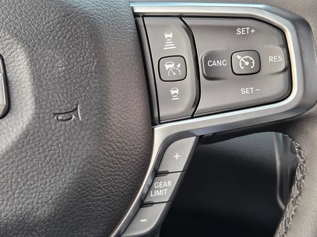 New 2026 RAM 3500 Big Horn AWD/4WD image 22