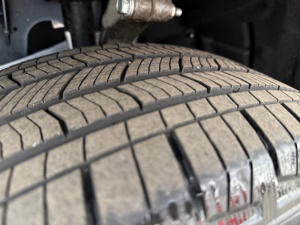 Used 2023 Jeep Grand Cherokee 4WD 4xe image 31