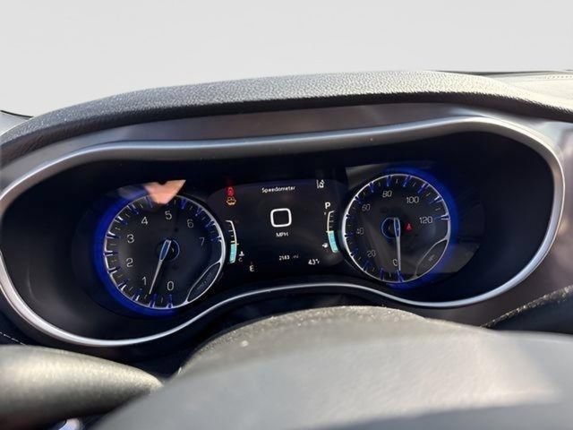 New 2026 Chrysler Pacifica Select w/ S Appearance Package AWD/4WD image 16