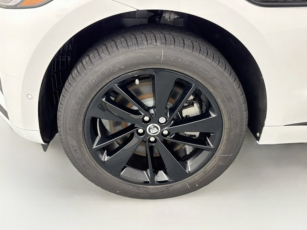 New 2026 Jaguar F-PACE R-Dynamic S AWD/4WD image 32
