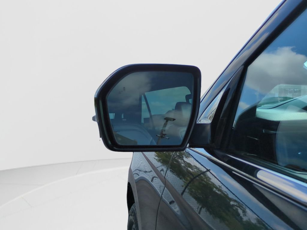 Used 2024 Ford Expedition Limited RWD image 29