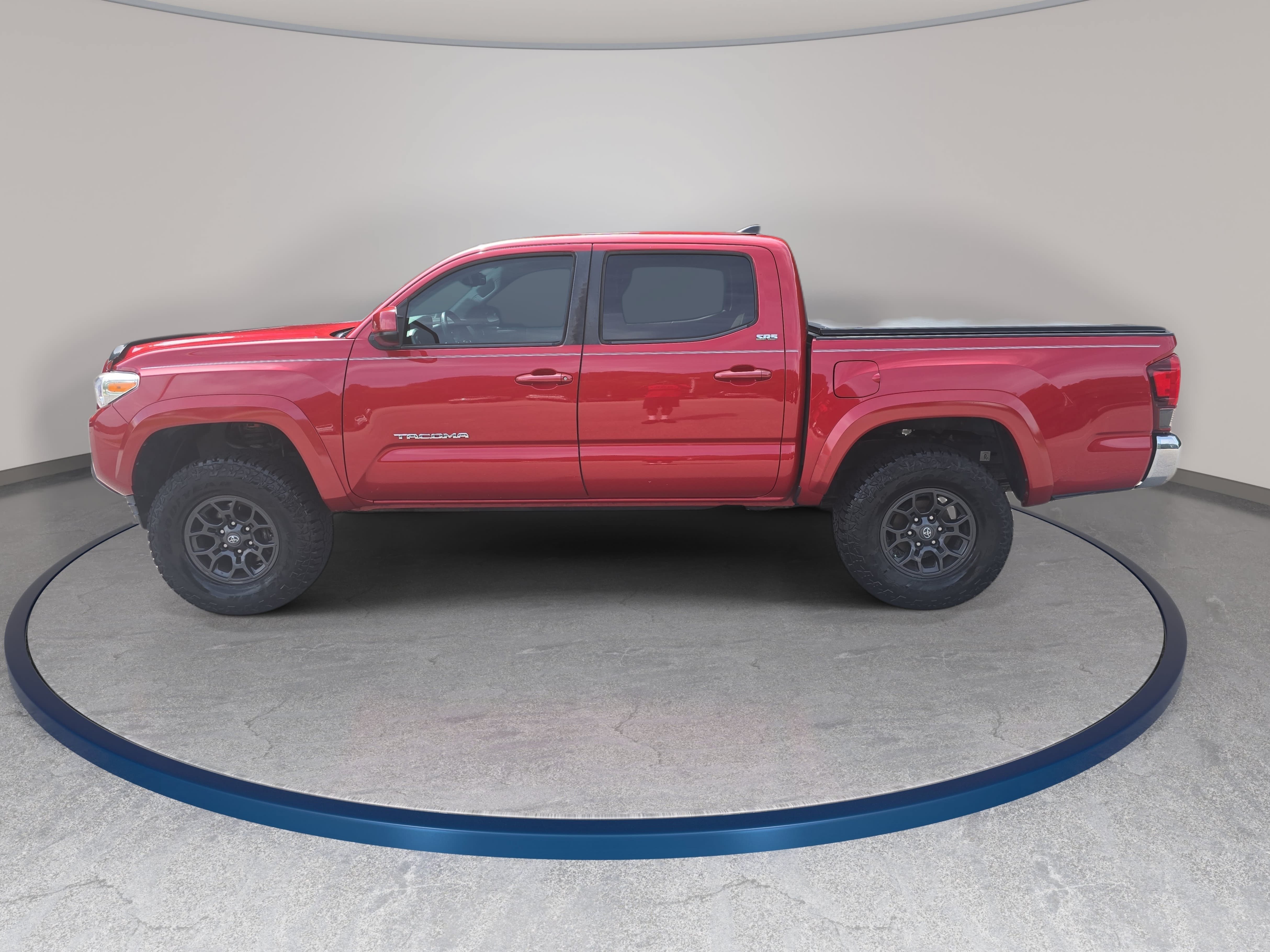 Used 2019 Toyota Tacoma SR5 RWD image 8