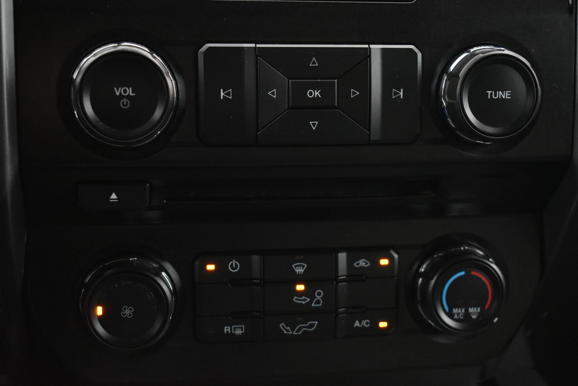 Used 2016 Ford F150 XLT w/ Equipment Group 301A Mid image 29