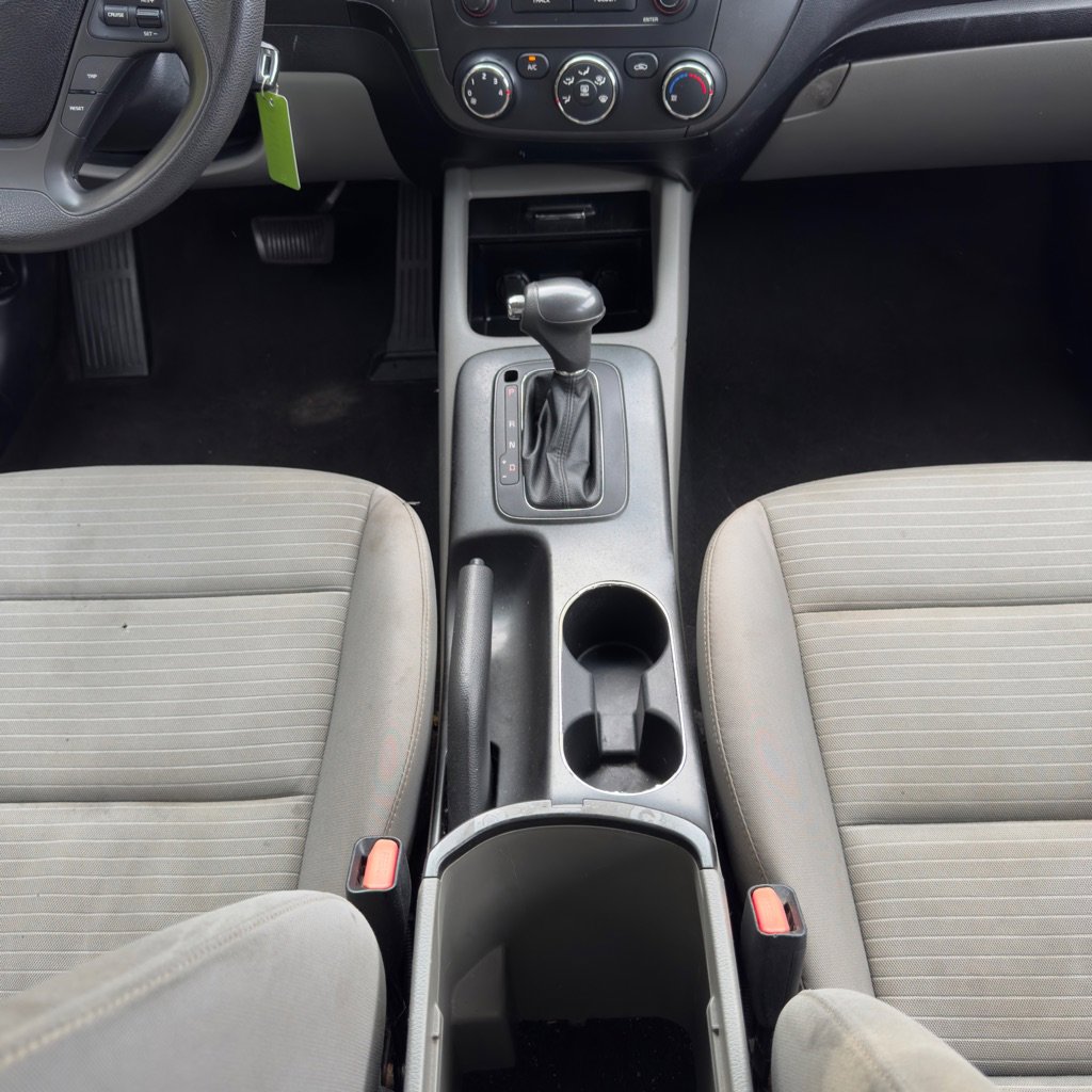 Used 2016 Kia Forte LX w/ LX Popular Plus Package image 23