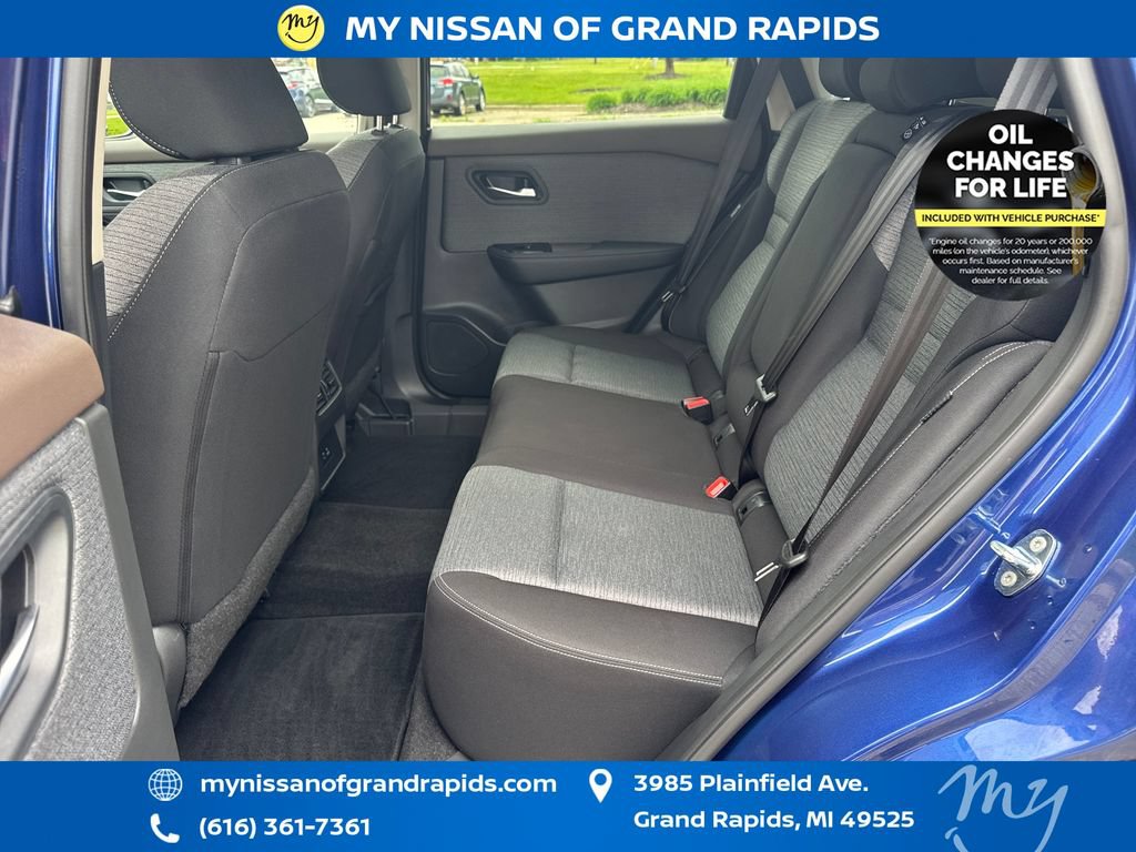 Used 2023 Nissan Rogue SV AWD/4WD image 28