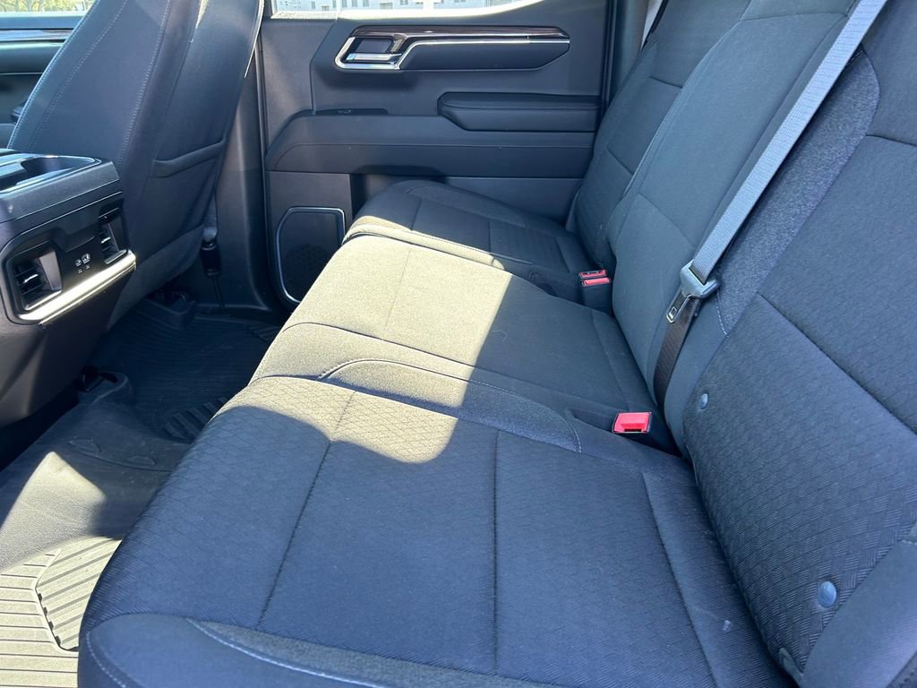 Used 2024 Chevrolet Silverado 1500 LT Trail Boss AWD/4WD image 17