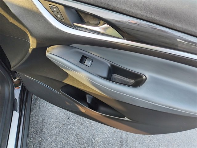 Used 2023 Buick Enclave Essence w/ Experience Buick Package image 12