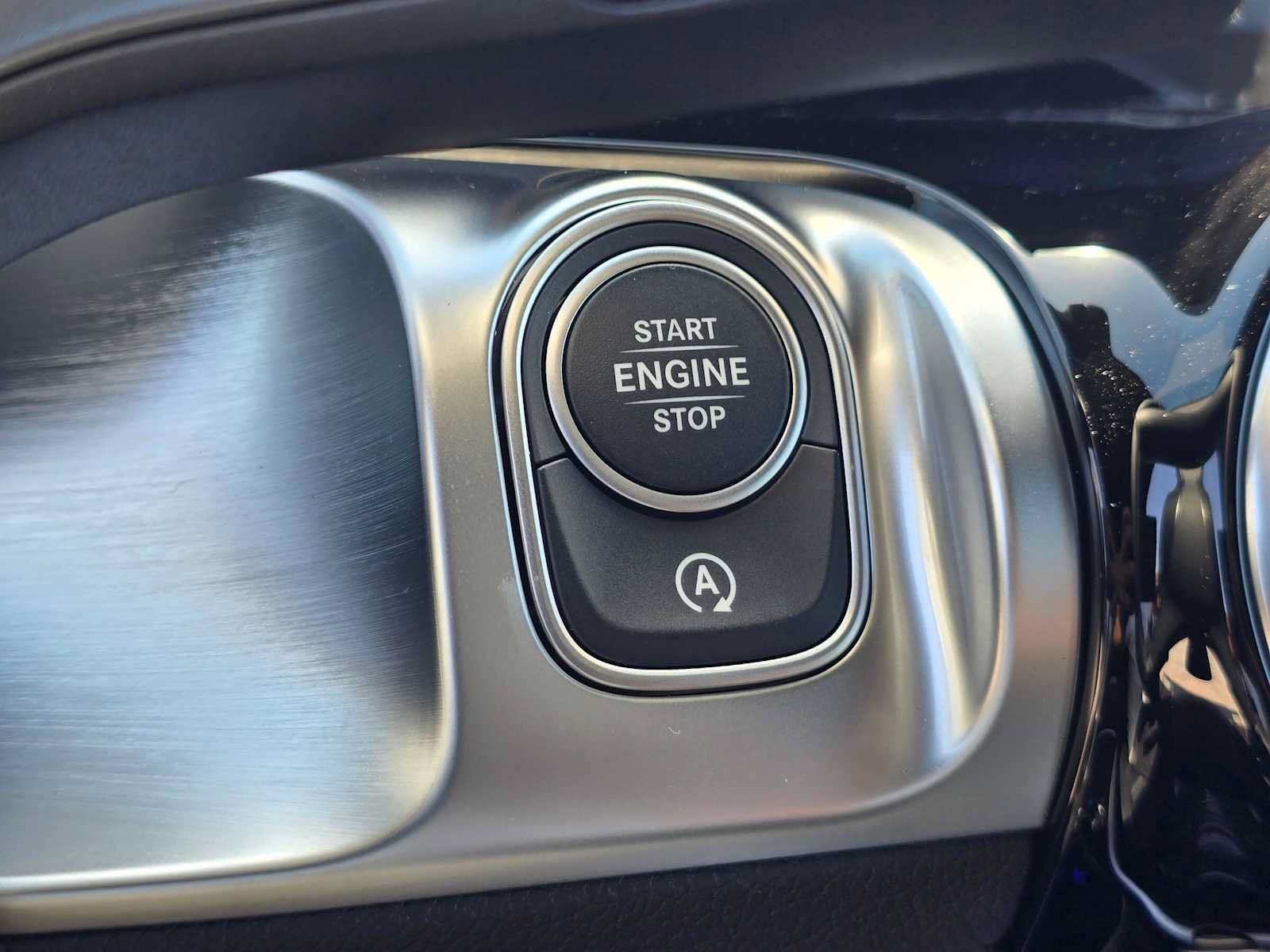 New 2026 Mercedes-Benz GLB 250 image 25