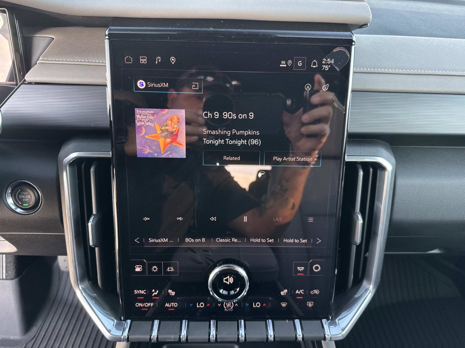 New 2026 GMC Acadia Elevation w/ Elevation Premium Package image 27