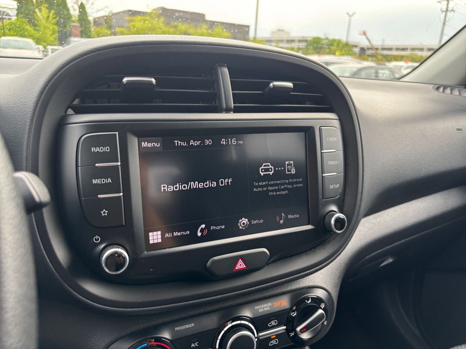 Used 2024 Kia Soul LX w/ Option Group 015 FWD image 20