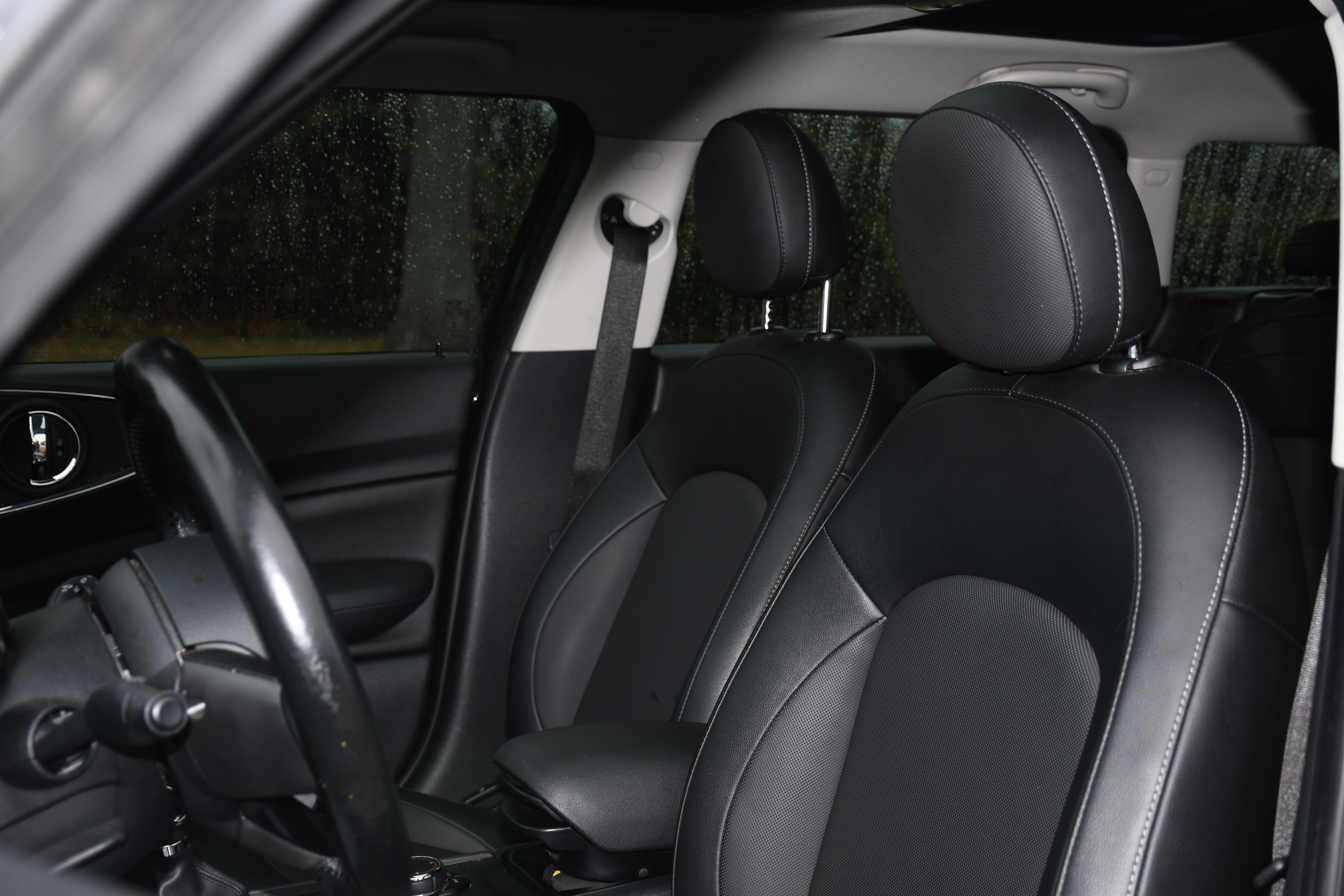 Used 2017 MINI Cooper Clubman ALL4 image 12