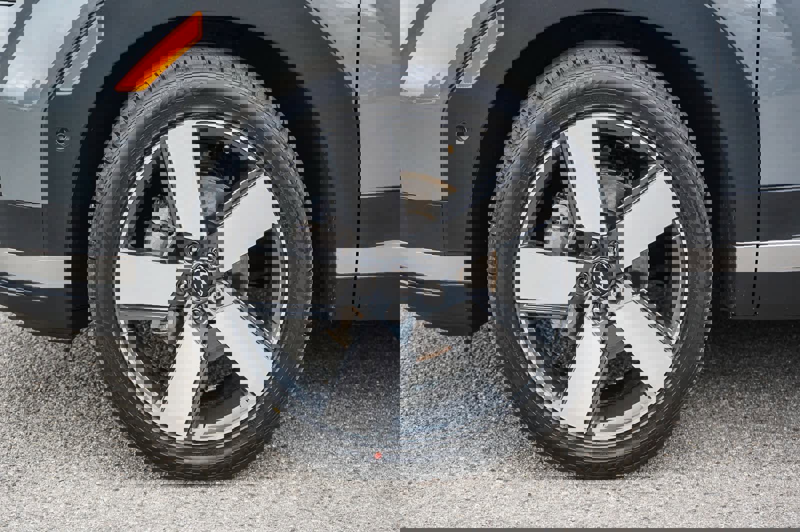 Used 2024 Hyundai Santa Fe Limited image 4