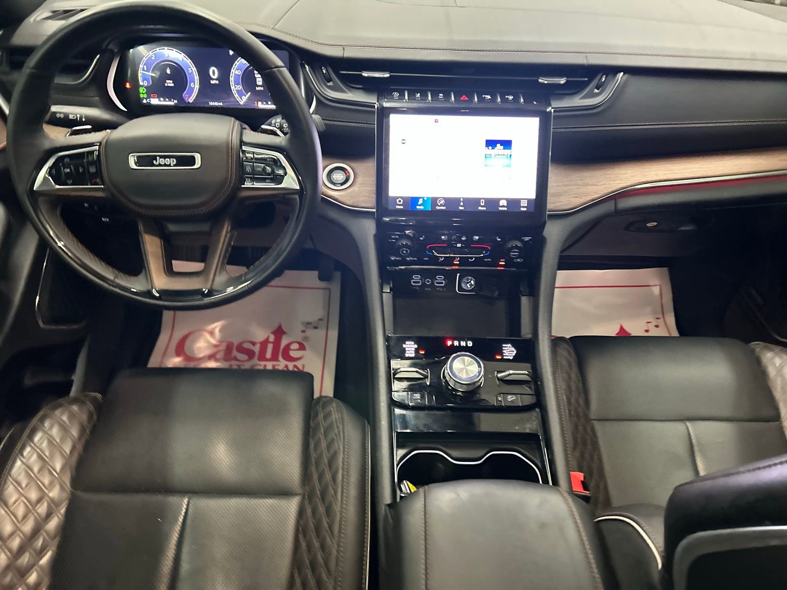 Certified 2023 Jeep Grand Cherokee Summit w/ Luxury Tech Group V image 27