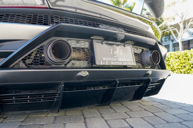 Used 2020 Lamborghini Huracan EVO image 52