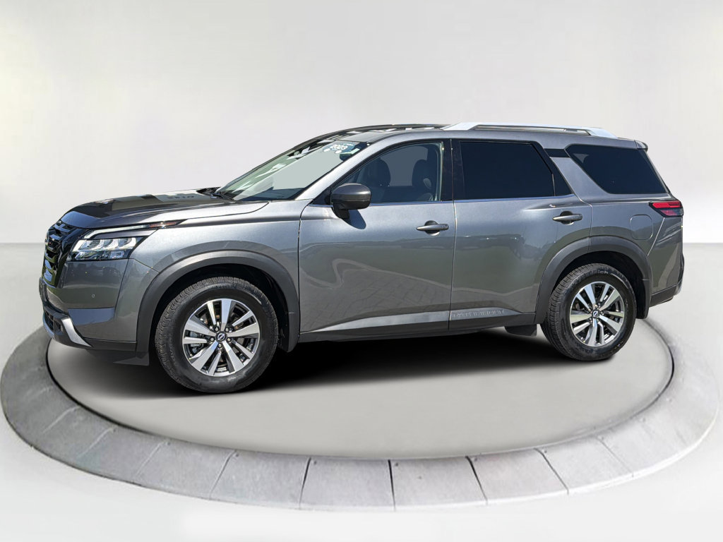 Used 2023 Nissan Pathfinder SL w/ Lighting Package (N92)