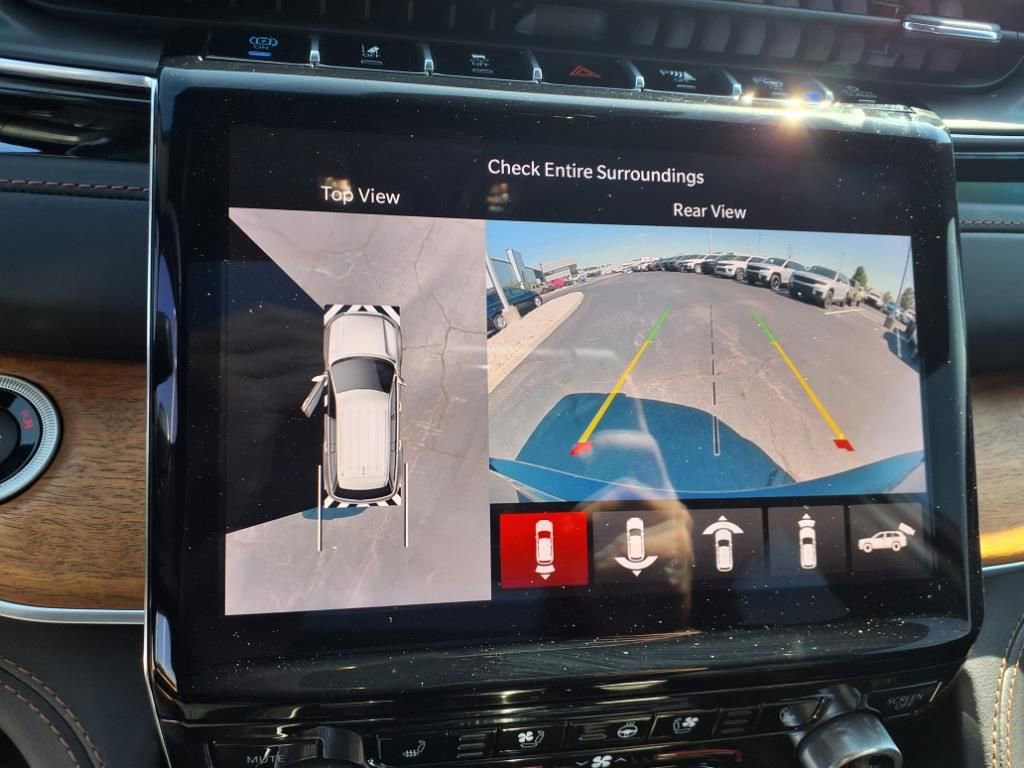 Used 2022 Jeep Grand Cherokee Summit image 17