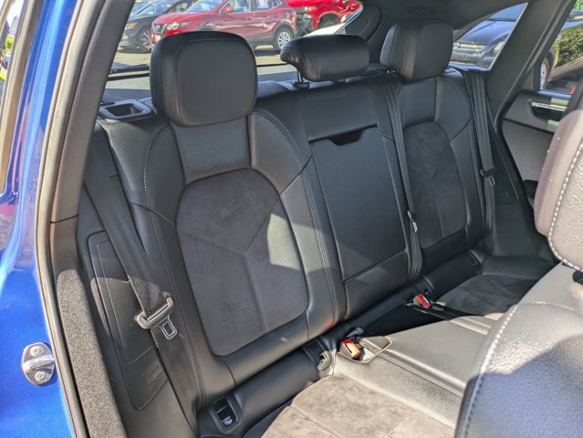 Used 2018 Porsche Macan AWD/4WD image 20