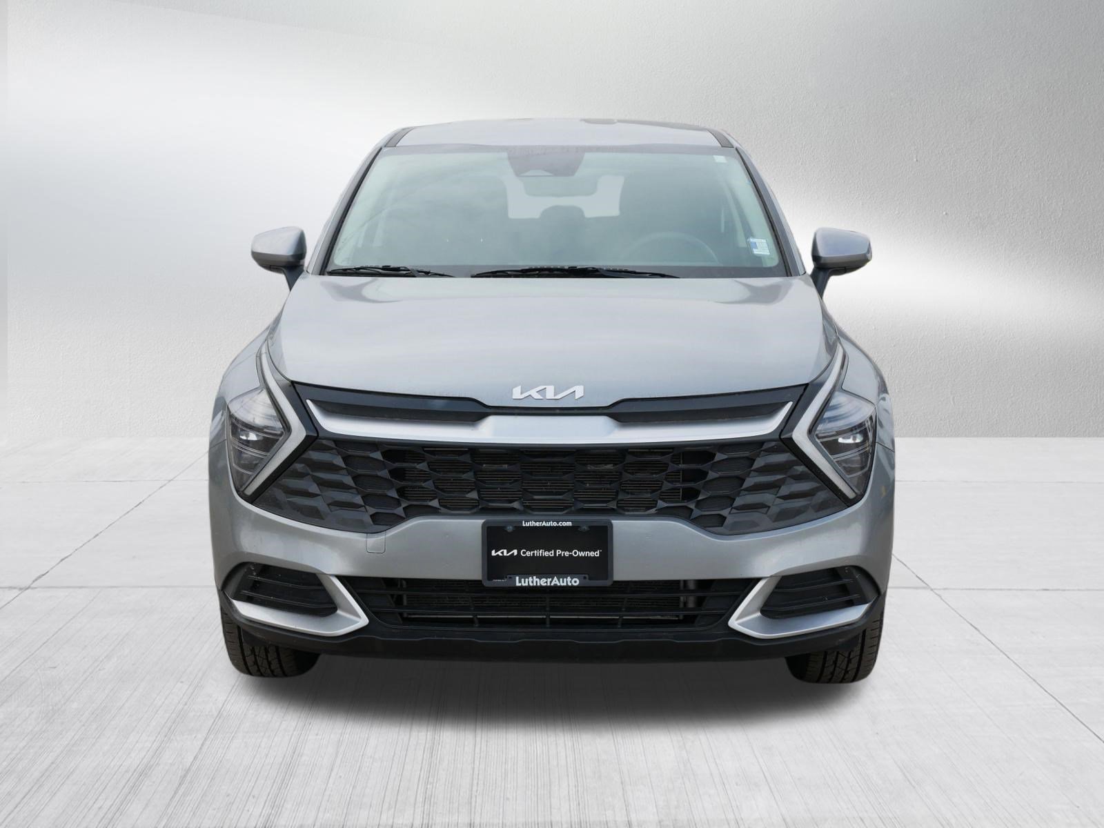 Certified 2024 Kia Sportage LX image 2