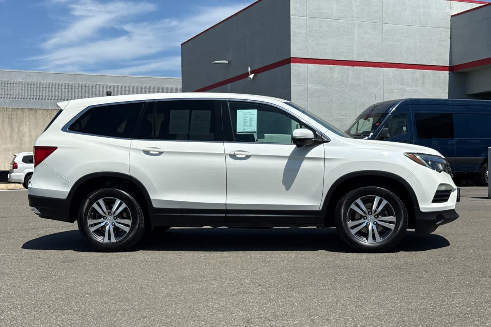 Used 2017 Honda Pilot EX-L image 6