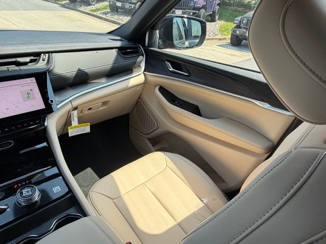 New 2026 Jeep Grand Cherokee Limited AWD/4WD image 34