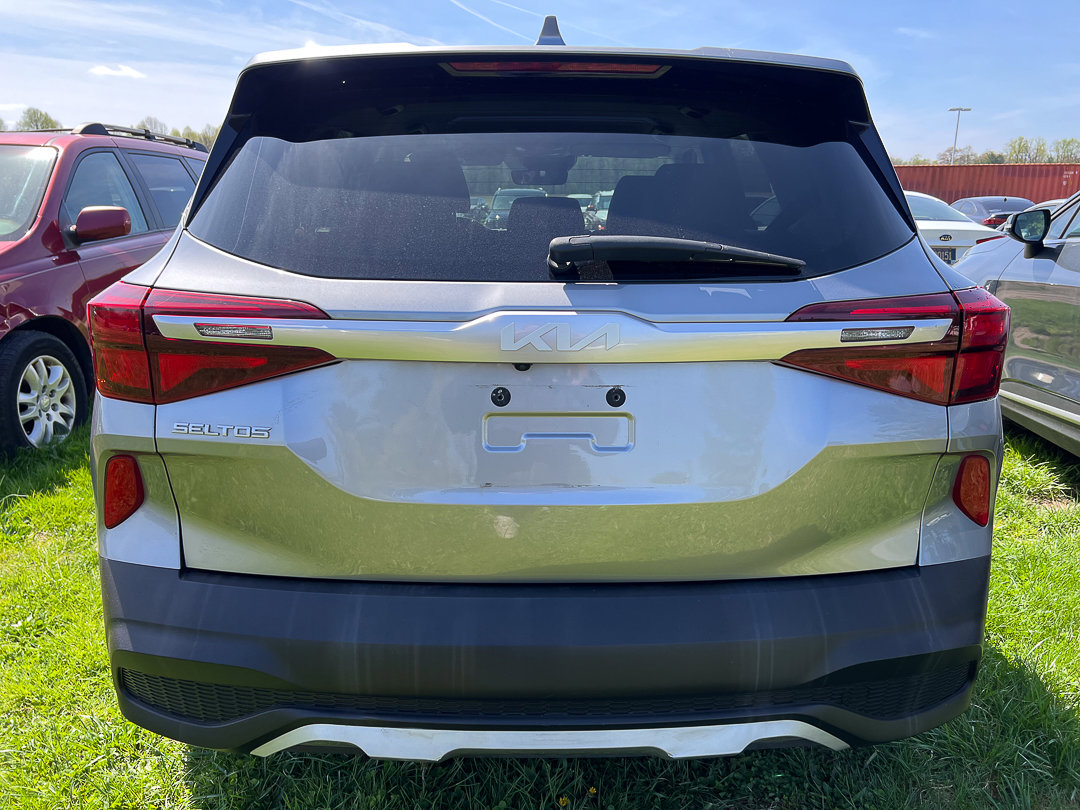 Used 2022 Kia Seltos LX AWD/4WD image 4