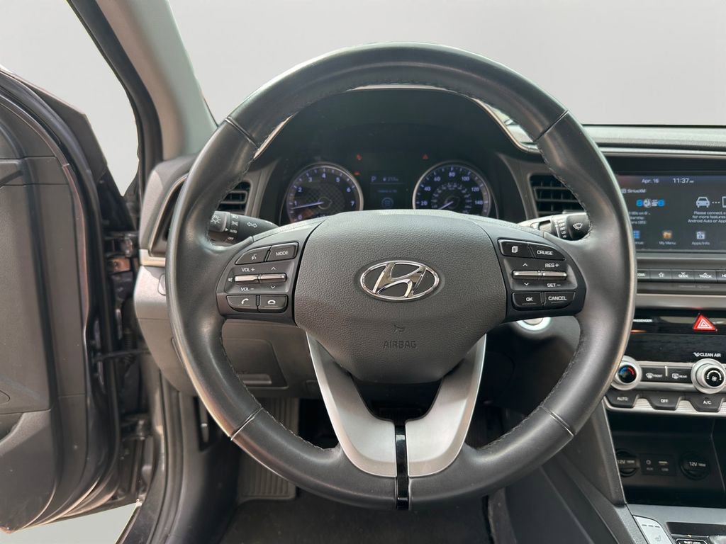Used 2020 Hyundai Elantra Value Edition w/ Cargo Package (C1) FWD image 12