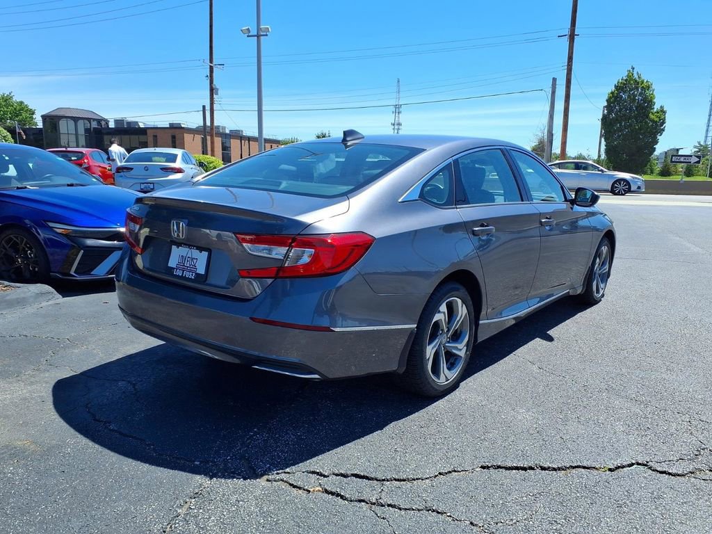 Used 2019 Honda Accord EX image 2