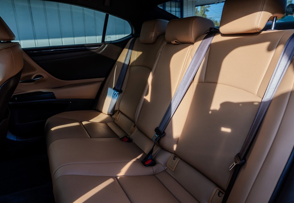 Used 2020 Lexus ES 350 w/ Premium Package image 29