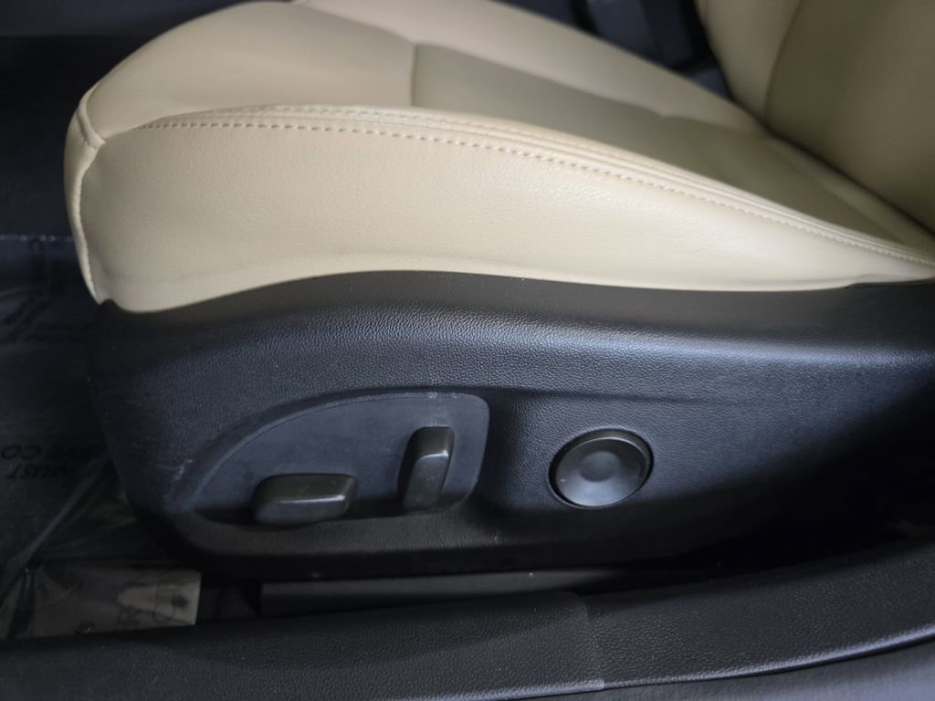 Used 2023 Cadillac CT5 Luxury image 28