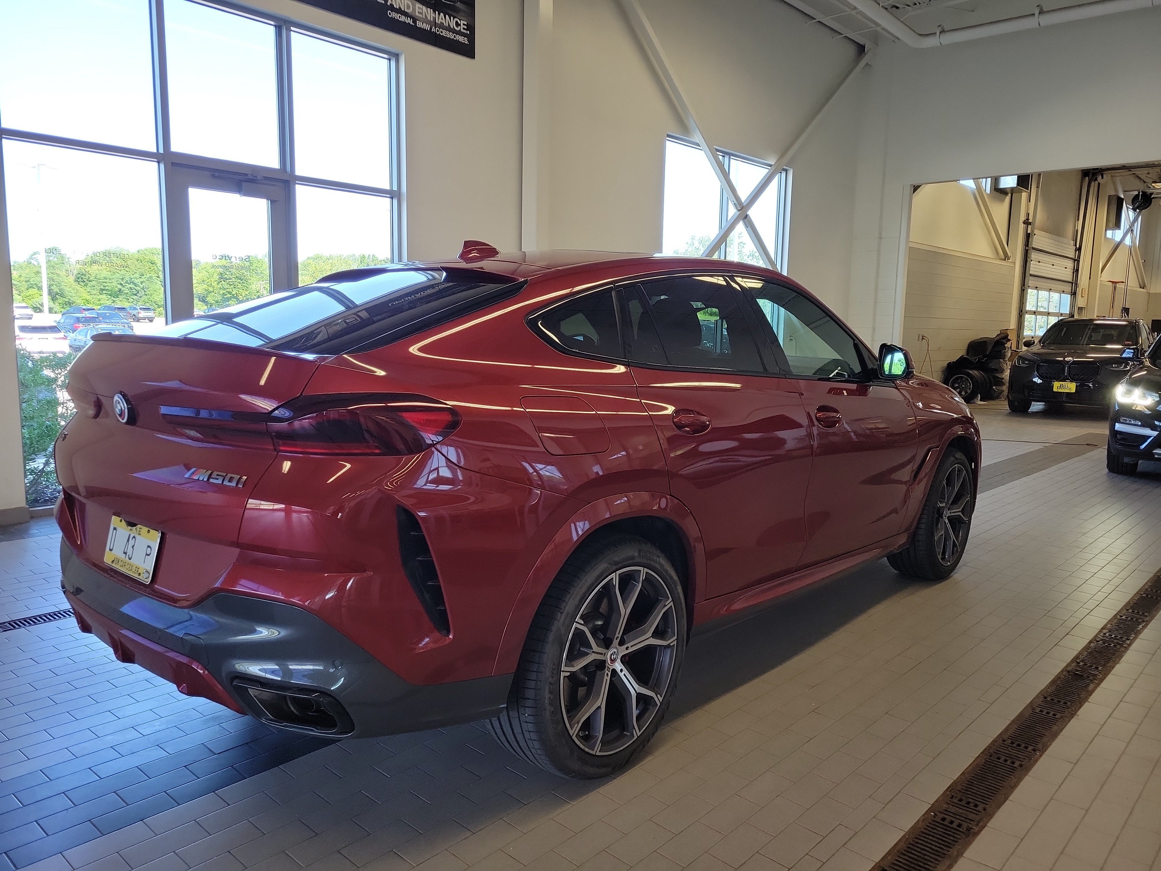 Used 2023 BMW X6 M50i w/ Executive Package AWD/4WD image 5