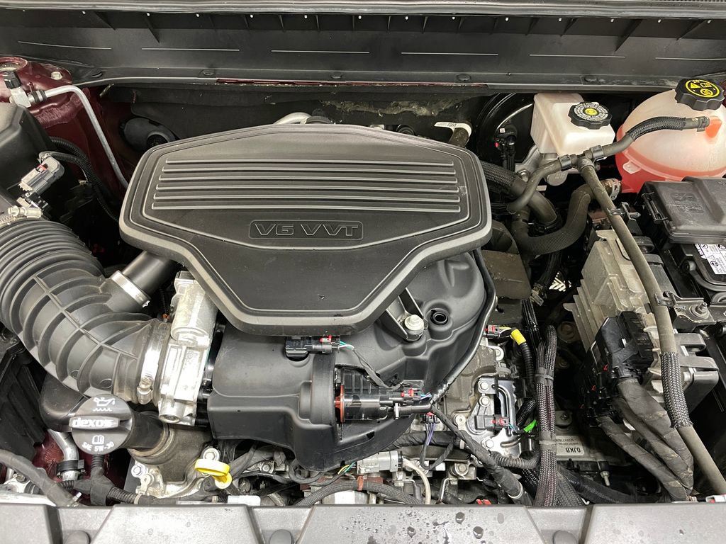 Used 2020 GMC Acadia SLT w/ Driver Alert Package II FWD image 51