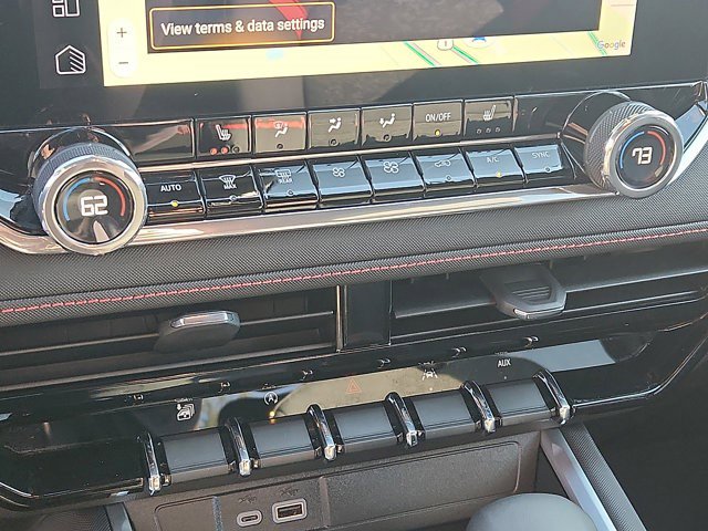 Certified 2024 Chevrolet Colorado Z71 w/ Z71 Convenience Package 2 image 15