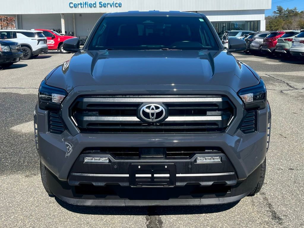 Used 2025 Toyota Tacoma SR5 image 8