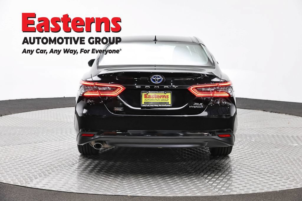 Used 2022 Toyota Camry XLE FWD image 6