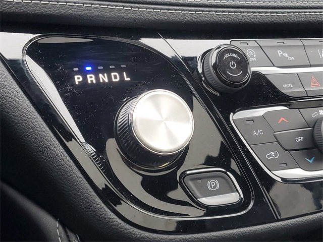 New 2026 Chrysler Pacifica Limited w/ Trailer Tow Group image 28