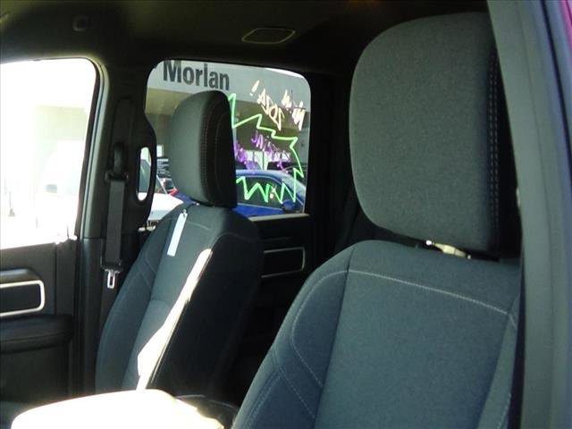 Used 2024 RAM 2500 Big Horn w/ Sport Appearance Package image 34