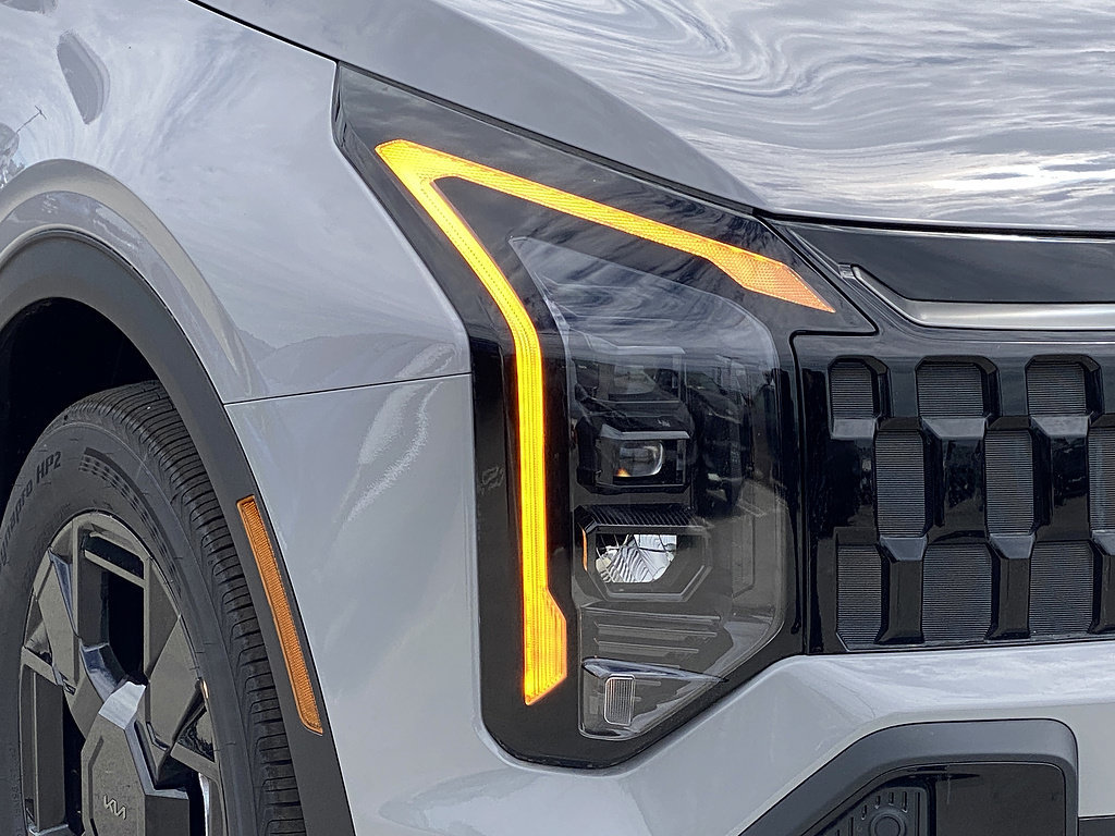 New 2026 Kia Sportage X-Line AWD/4WD image 9