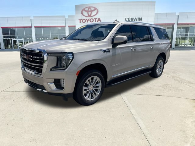 Used 2022 GMC Yukon XL SLT w/ SLT Luxury Package RWD image 7