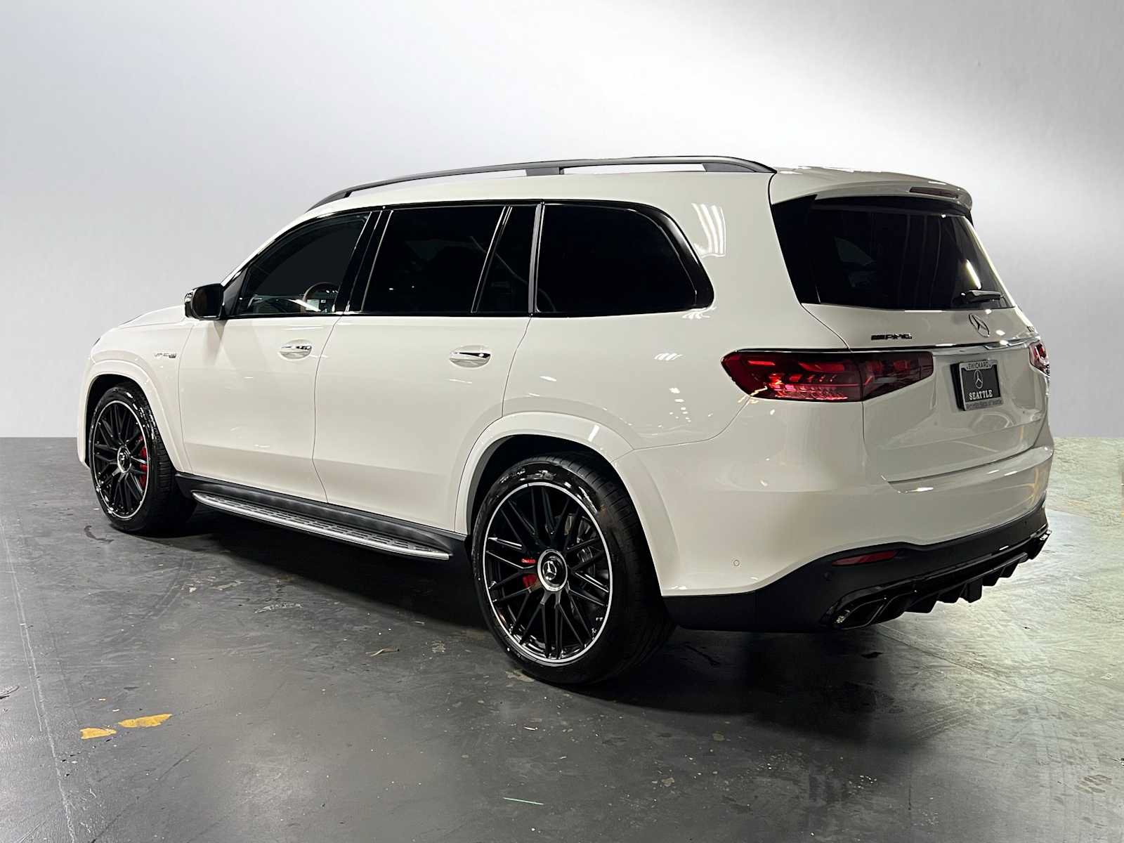 New 2026 Mercedes-Benz GLS 63 AMG 4MATIC image 5