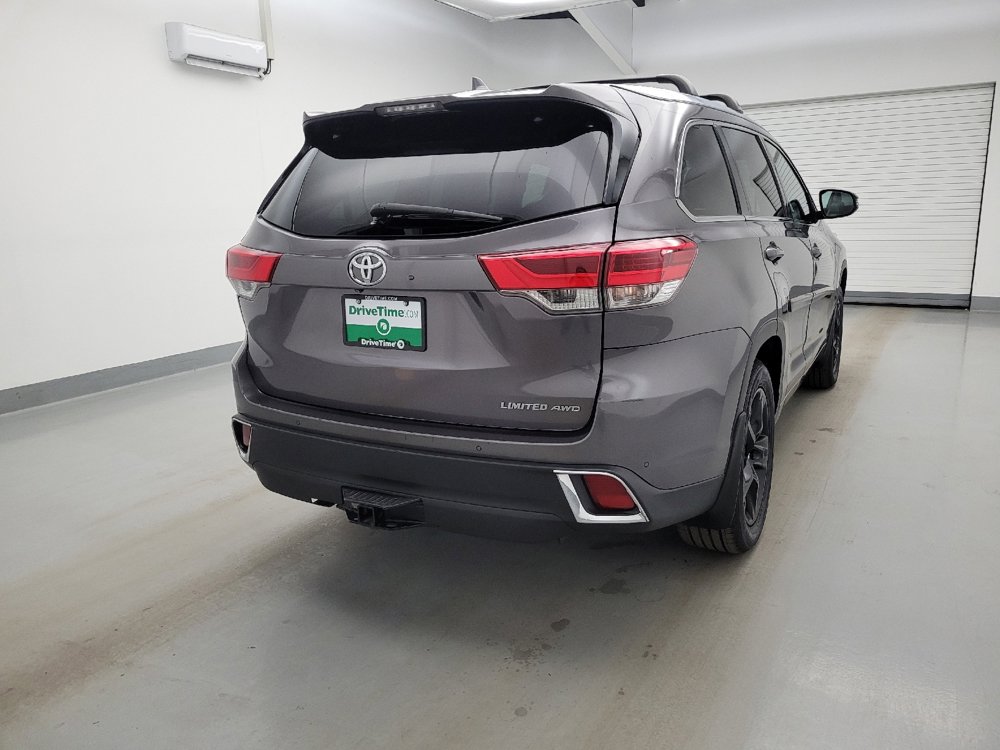 Used 2018 Toyota Highlander Limited Platinum w/ Carpet Mat Package (TMS) image 7