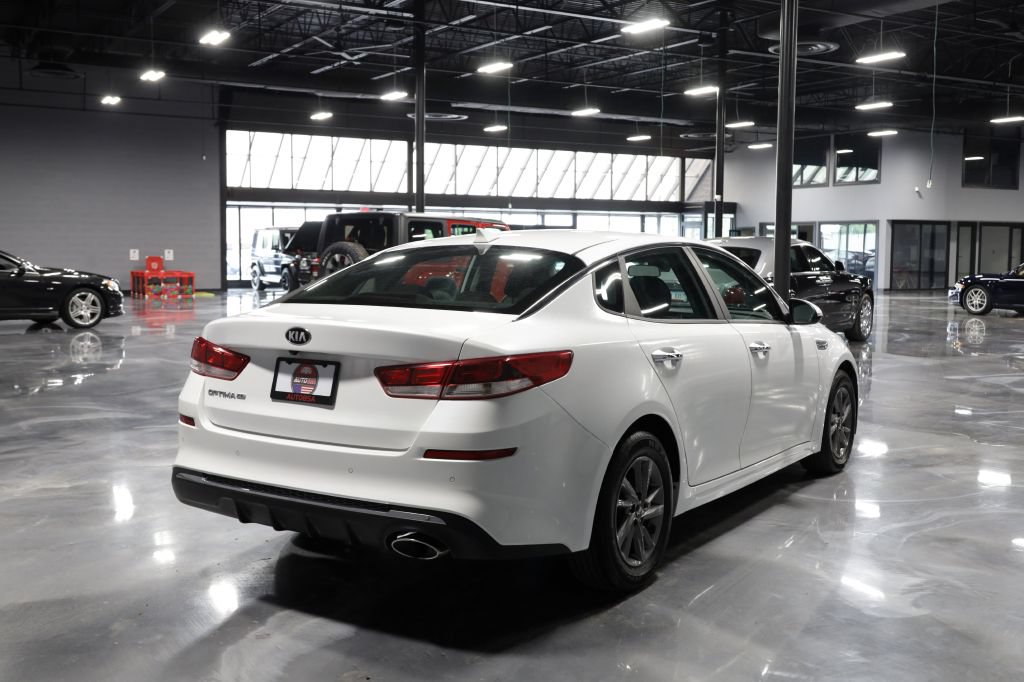Used 2020 Kia Optima LX FWD image 7