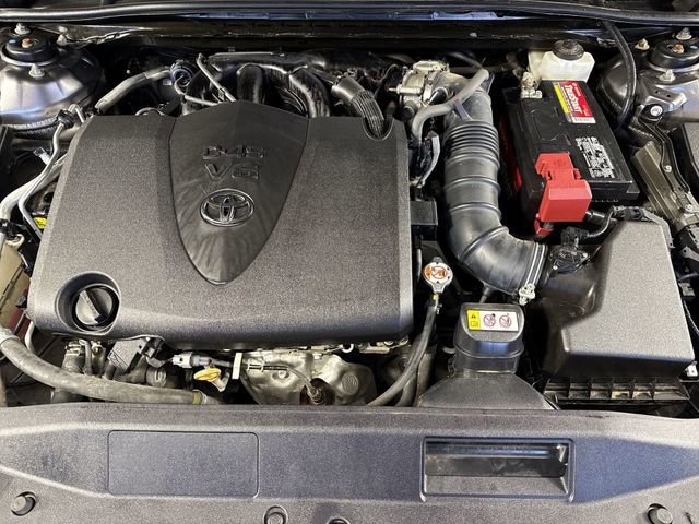 Used 2019 Toyota Camry XSE image 28